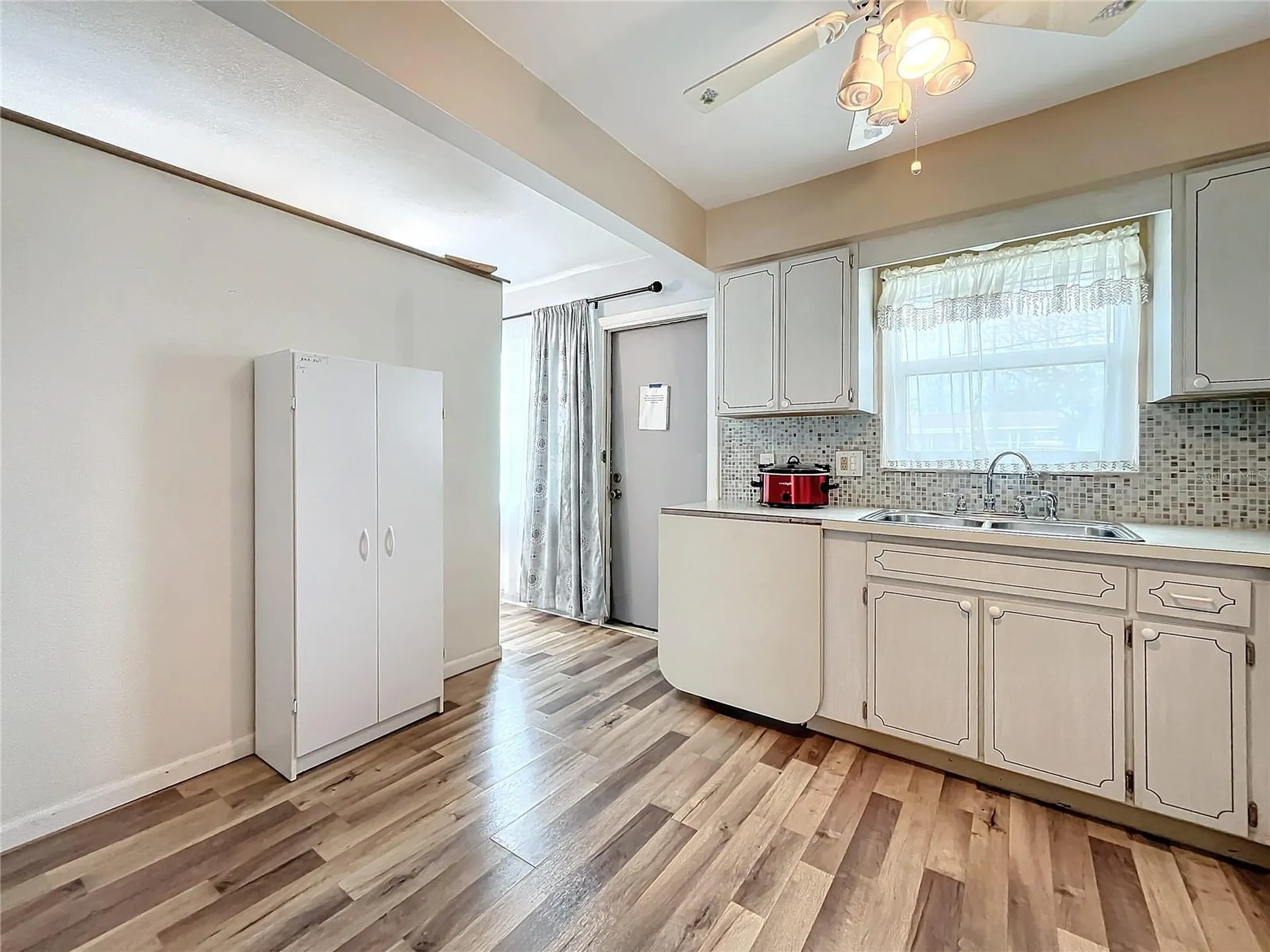 8330 Vendome Boulevard N Pinellas Park FL 33781