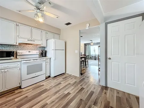 8330 Vendome Boulevard N Pinellas Park FL 33781