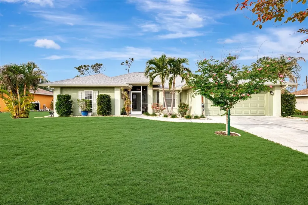 9358 Casa Grande Avenue Englewood FL 34224