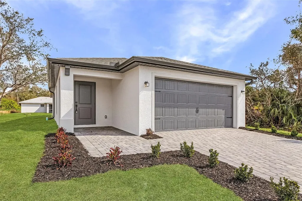 3418 Eagle Pass Street North Port FL 34286