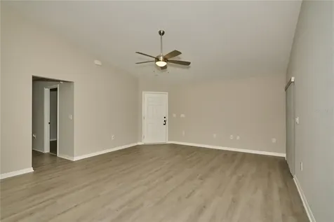 1335 Windward Oaks Loop Auburndale FL 33823