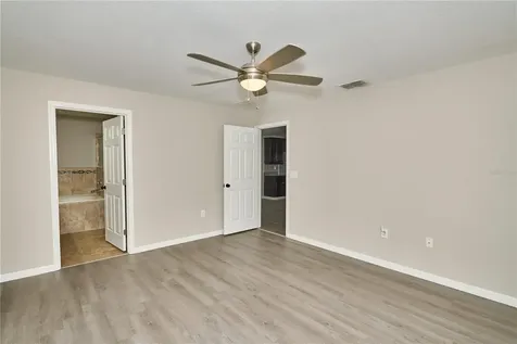 1335 Windward Oaks Loop Auburndale FL 33823