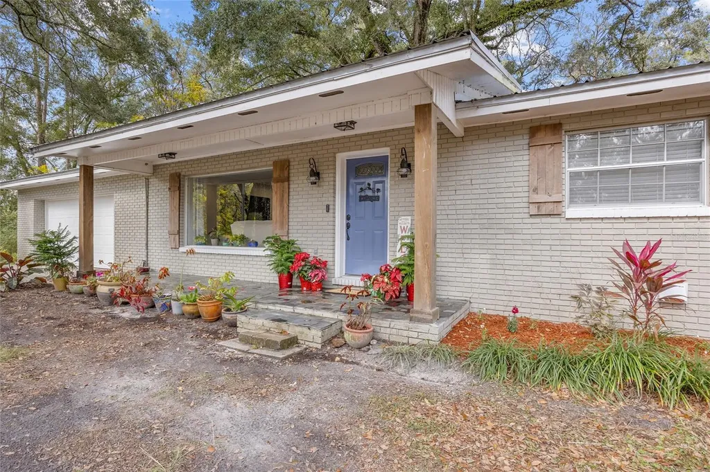 915 SW 4th Avenue Trenton FL 32693