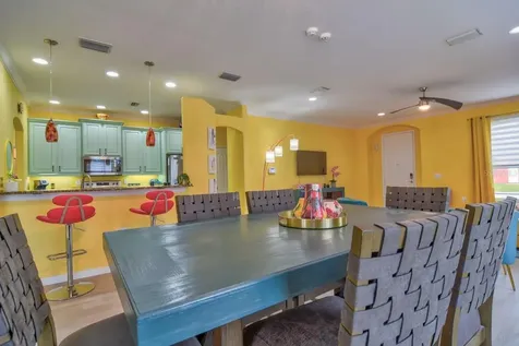 3906 Chaucer Lane Sarasota FL 34241