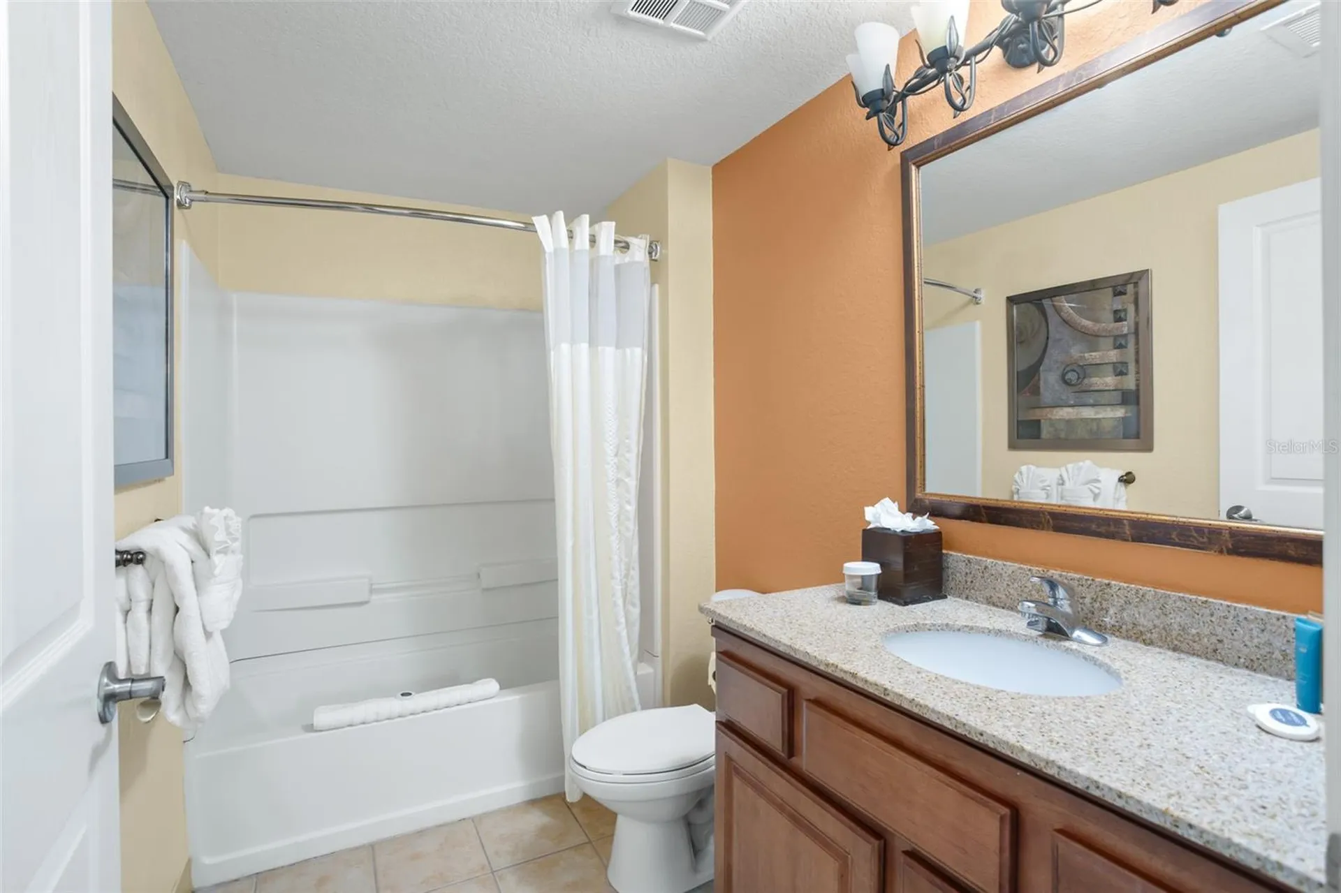 12538 Floridays Resort Drive Orlando FL 32821