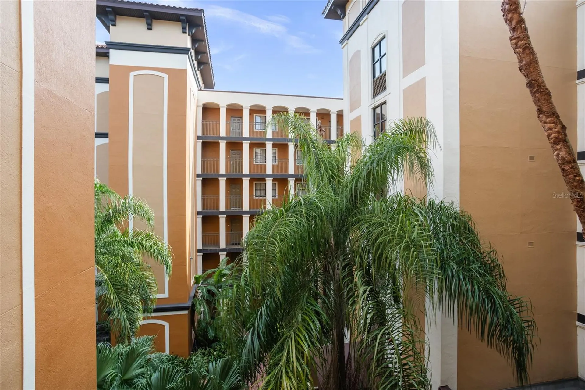 12538 Floridays Resort Drive Orlando FL 32821