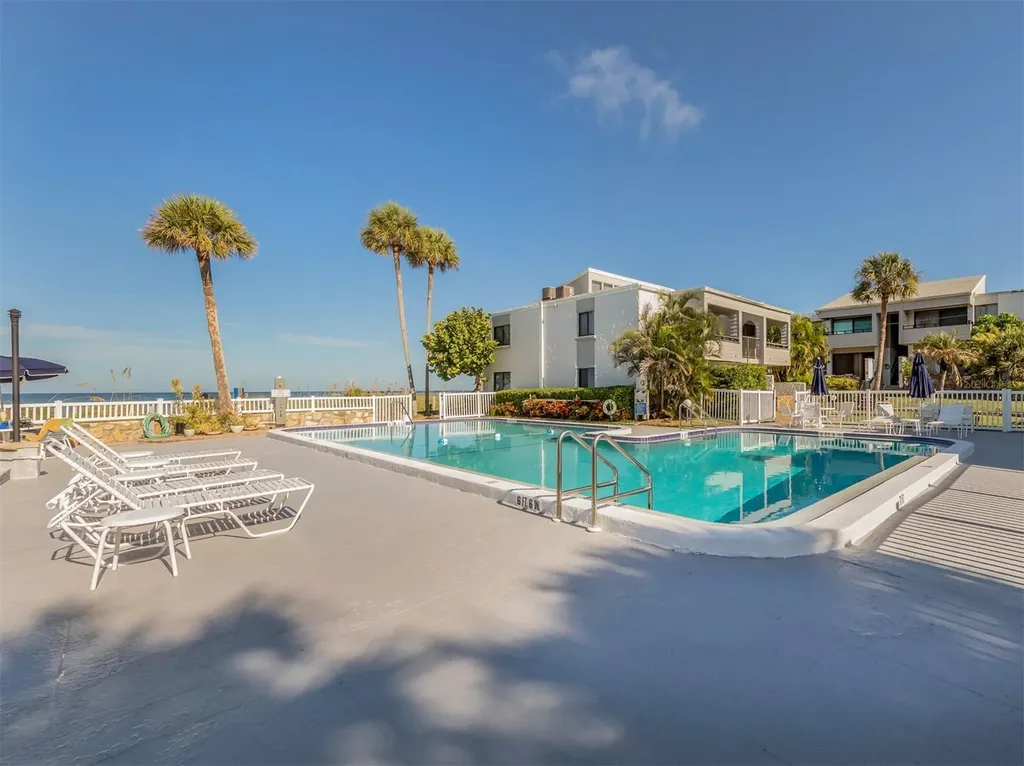 1555 Tarpon Center Drive Venice FL 34285