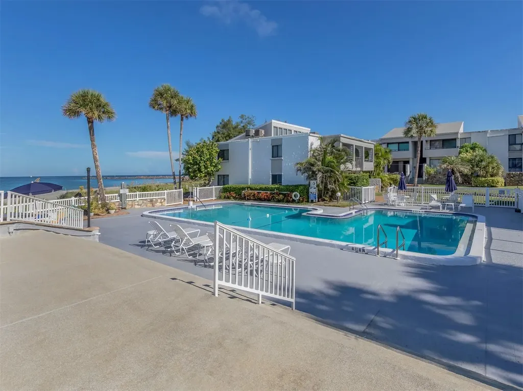 1555 Tarpon Center Drive Venice FL 34285