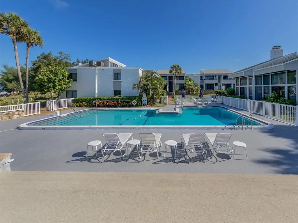 1555 Tarpon Center Drive Venice FL 34285