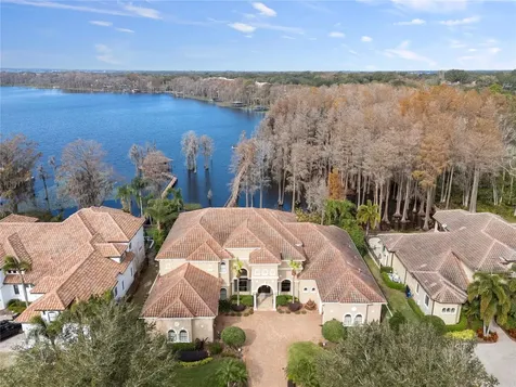 9213 Foxhall Court Orlando FL 32819