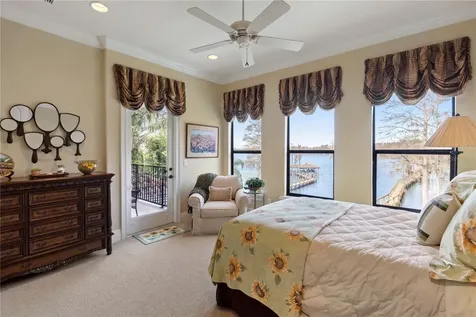 9213 Foxhall Court Orlando FL 32819