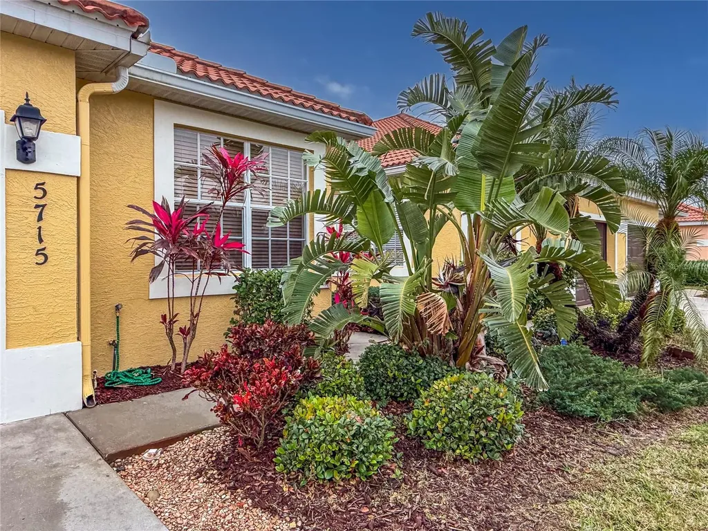 5715 Spanish Point Court Palmetto FL 34221