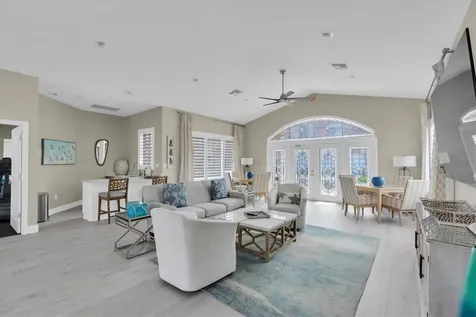 6224 Vista Verde Drive W St Petersburg FL 33707