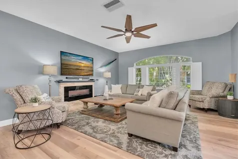6224 Vista Verde Drive W St Petersburg FL 33707