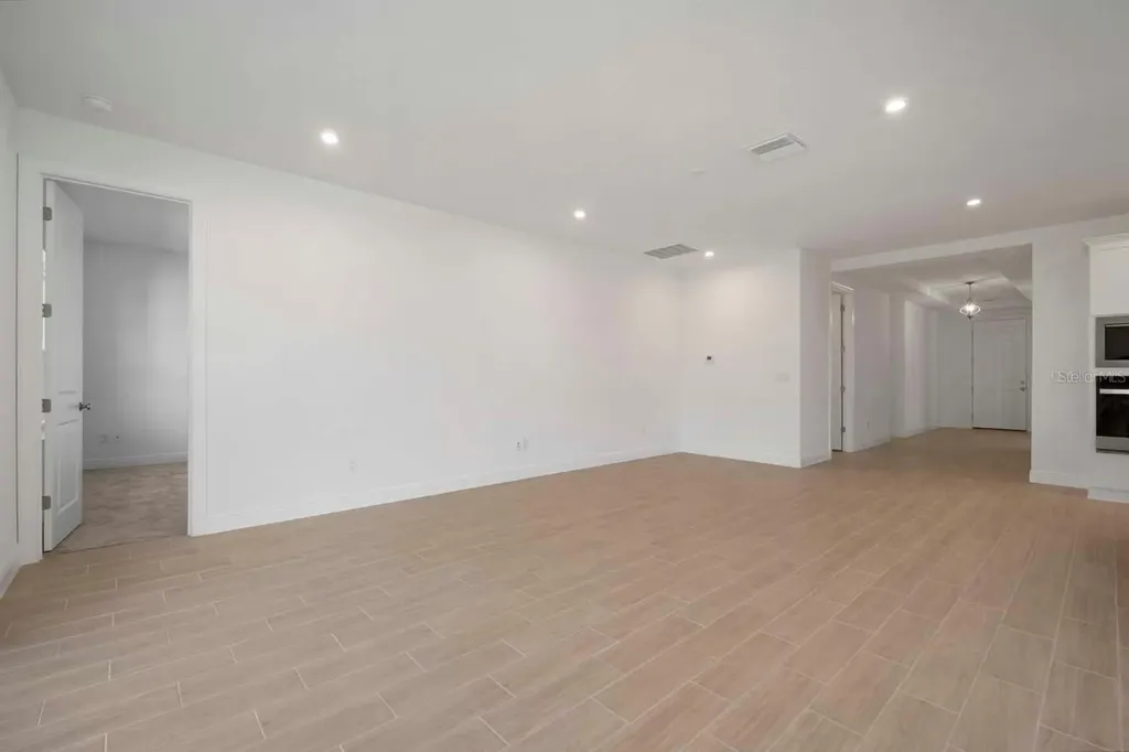 6212 Broad Field Avenue Apollo Beach FL 33572