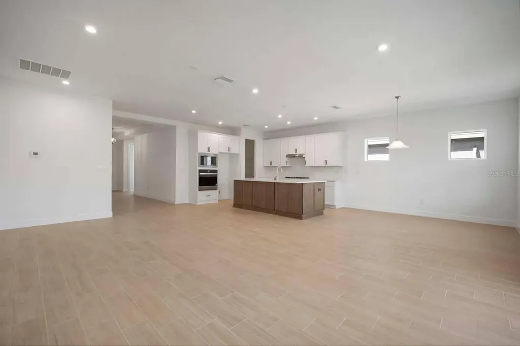 6212 Broad Field Avenue Apollo Beach FL 33572