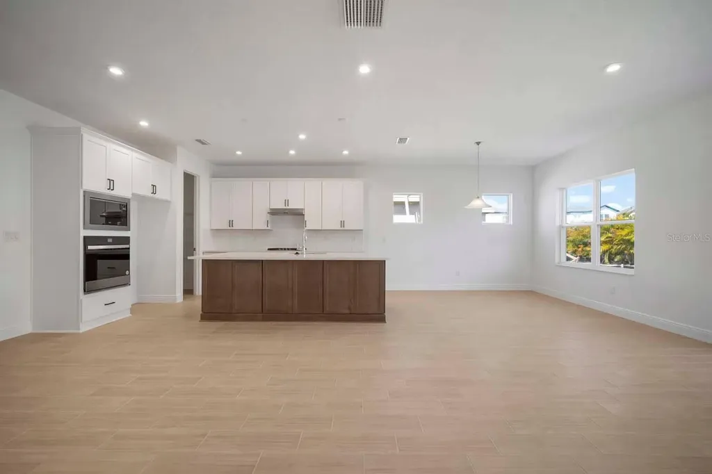 6212 Broad Field Avenue Apollo Beach FL 33572