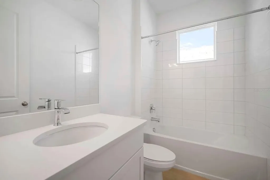 6212 Broad Field Avenue Apollo Beach FL 33572