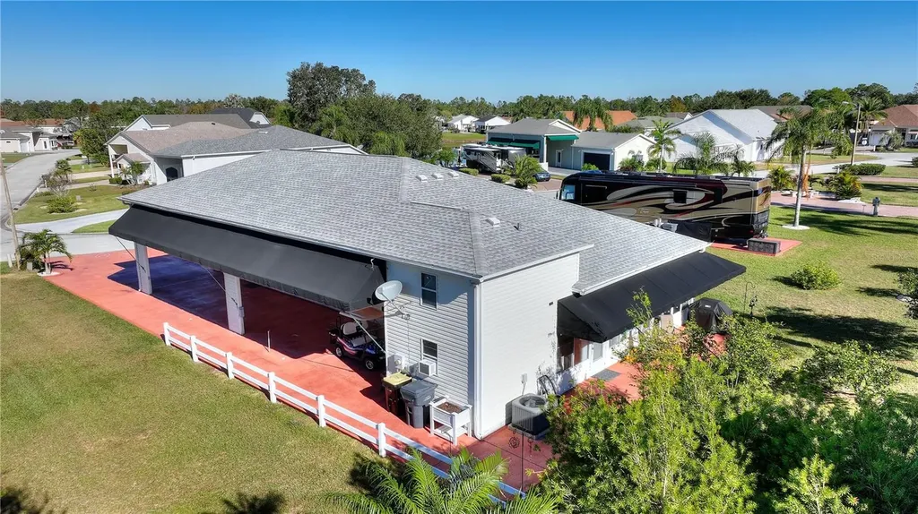 1039 Motorcoach Drive Polk City FL 33868
