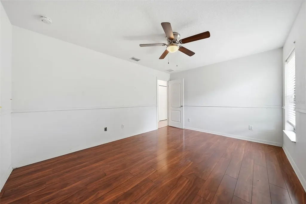 36341 Grand Island Oaks Circle Grand Island FL 32735