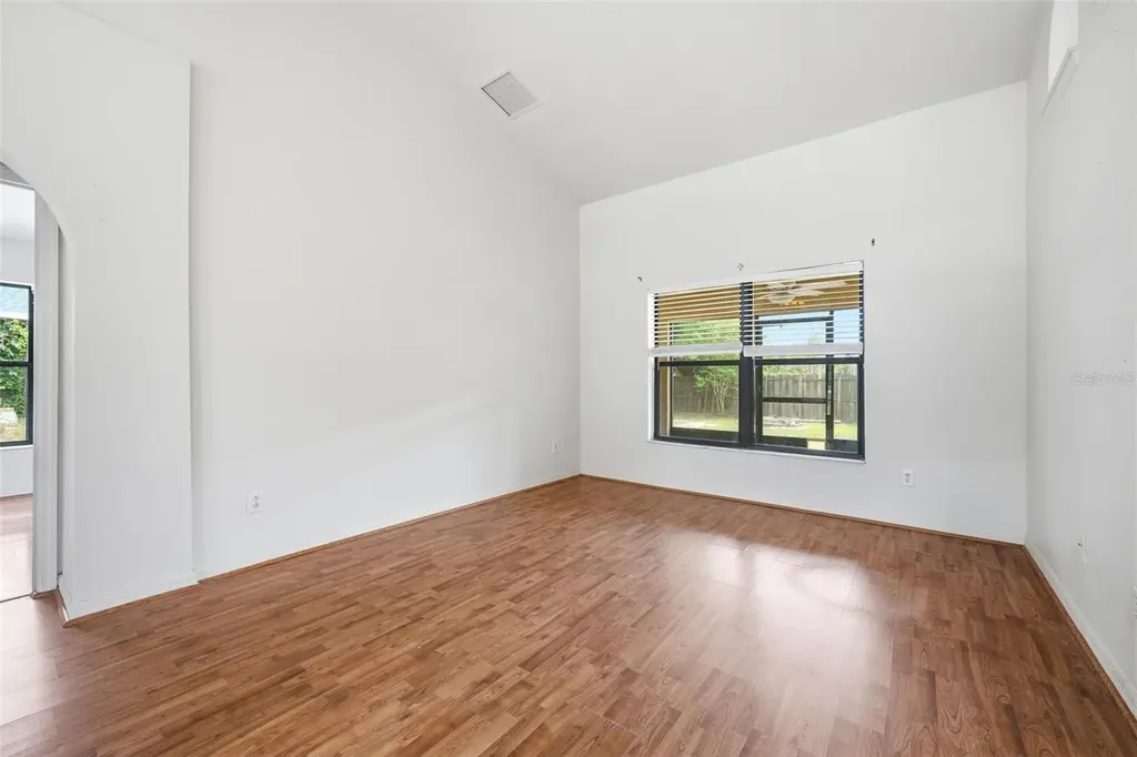 36341 Grand Island Oaks Circle Grand Island FL 32735