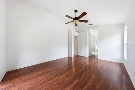 36341 Grand Island Oaks Circle Grand Island FL 32735