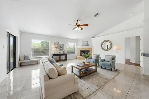 36341 Grand Island Oaks Circle Grand Island FL 32735