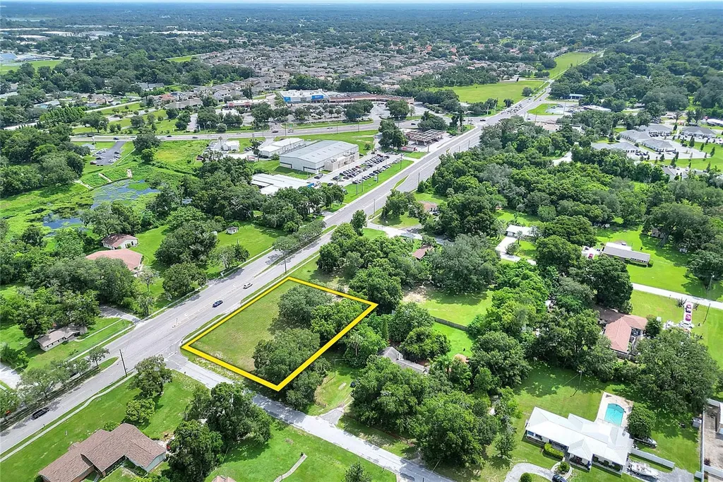 703 E Lumsden Road Brandon FL 33511