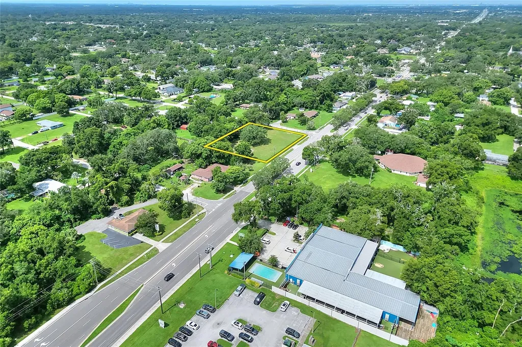 703 E Lumsden Road Brandon FL 33511