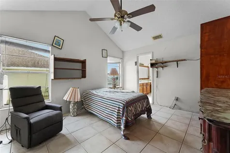7025 Hiawassee Oak Drive Orlando FL 32818