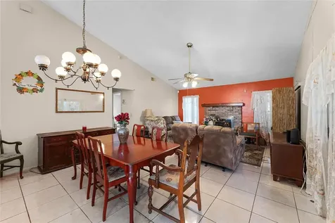 7025 Hiawassee Oak Drive Orlando FL 32818