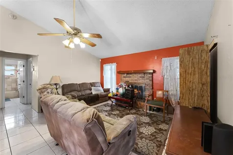 7025 Hiawassee Oak Drive Orlando FL 32818
