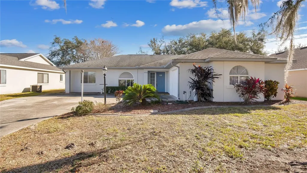 33352 Fountain Lane Leesburg FL 34788
