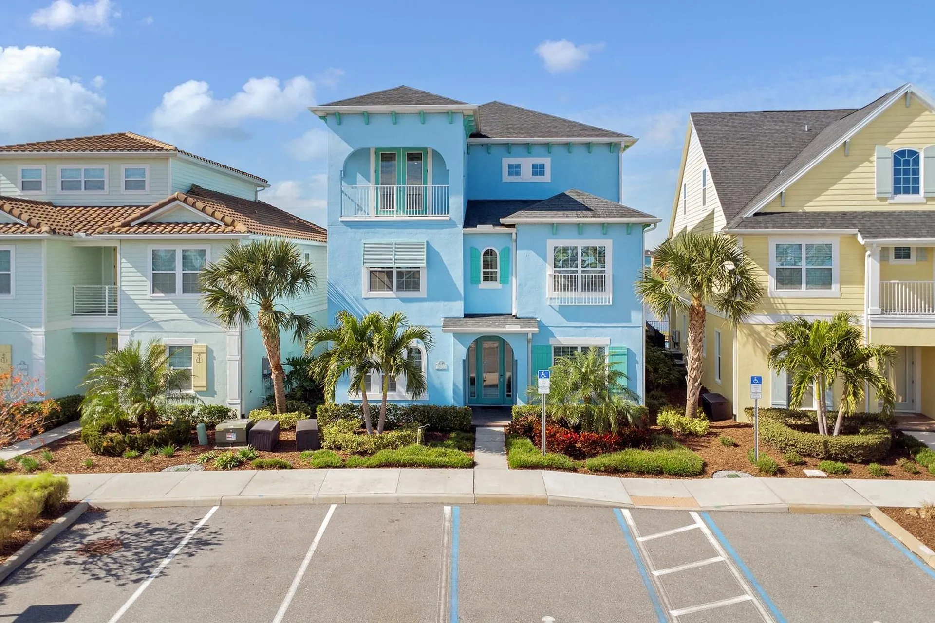 8153 Surf Street Kissimmee FL 34747