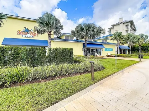 8153 Surf Street Kissimmee FL 34747