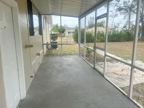 4562 3rd Avenue S St Petersburg FL 33711