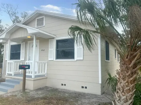 4562 3rd Avenue S St Petersburg FL 33711