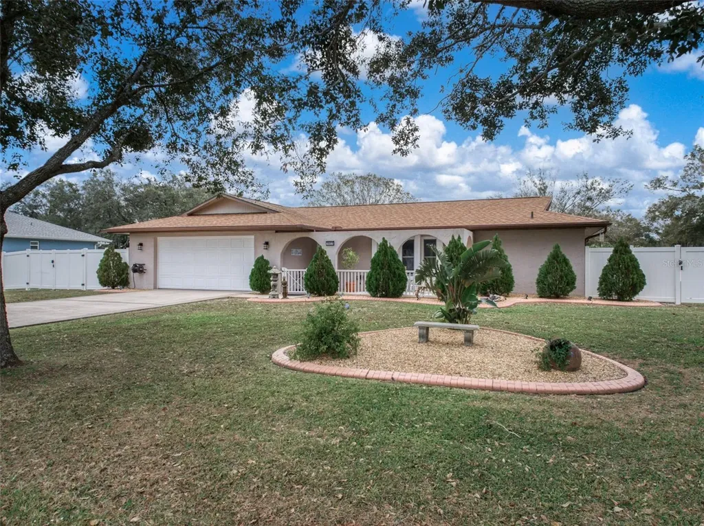 7517 Honeysuckle Drive Sebring FL 33876