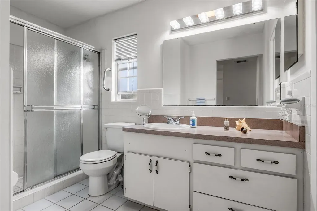 807 62nd Street W Bradenton FL 34209