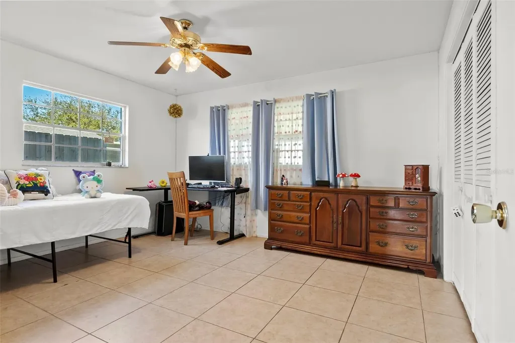 807 62nd Street W Bradenton FL 34209