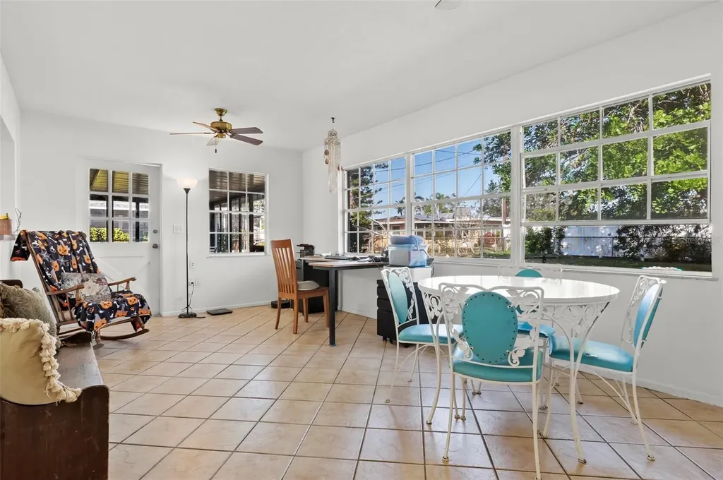 807 62nd Street W Bradenton FL 34209