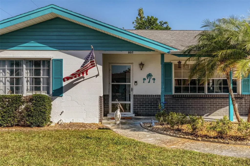 807 62nd Street W Bradenton FL 34209