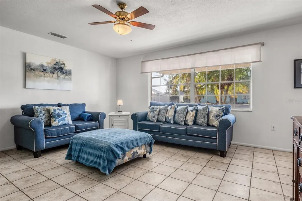 807 62nd Street W Bradenton FL 34209