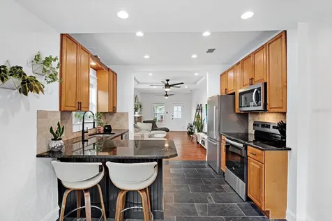 207 E Selma Avenue Tampa FL 33603