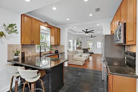 207 E Selma Avenue Tampa FL 33603