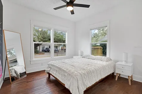 207 E Selma Avenue Tampa FL 33603