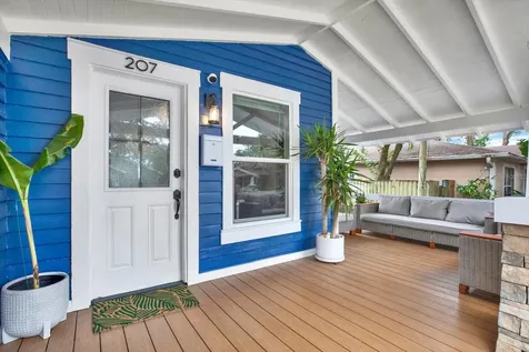 207 E Selma Avenue Tampa FL 33603