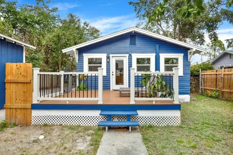 207 E Selma Avenue Tampa FL 33603