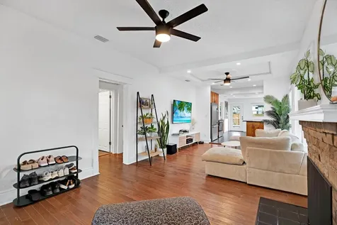 207 E Selma Avenue Tampa FL 33603