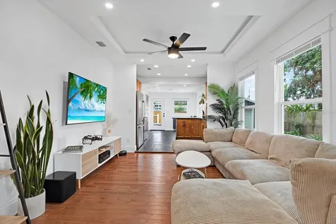 207 E Selma Avenue Tampa FL 33603